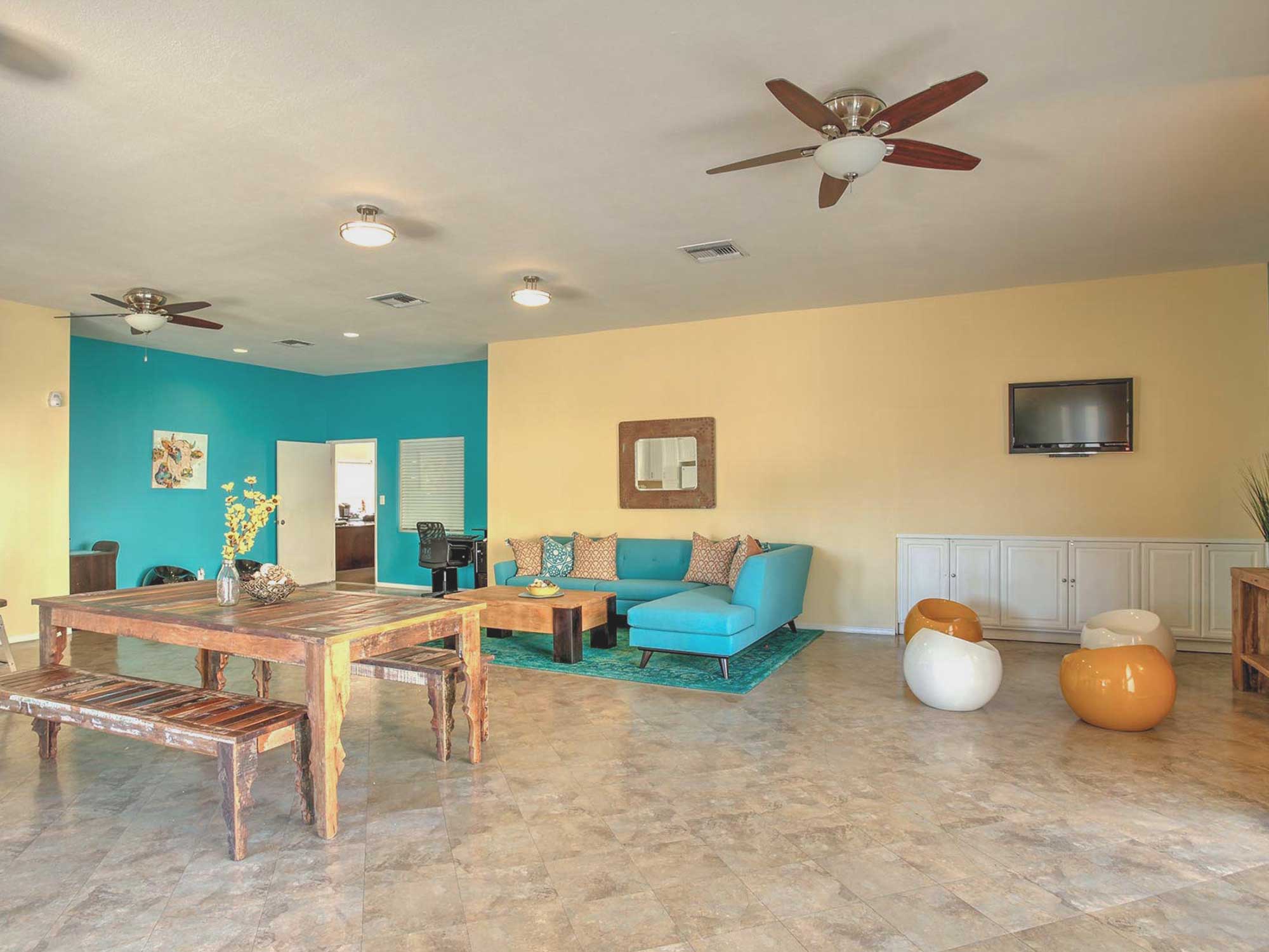 Shadow Mountain community room and business center photo